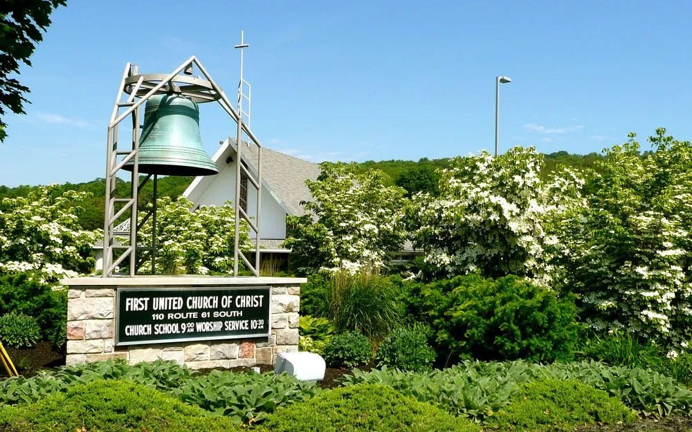 Local lawn care service in Orwigsburg, PA by Season's Art Landscape Design