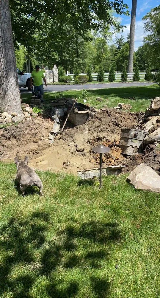 Custom outdoor landscaping in Maineville, OH by Seasons Best Landscaping