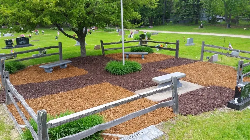 Affordable landscape design in Comstock Park, MI - Seasons Change Services
