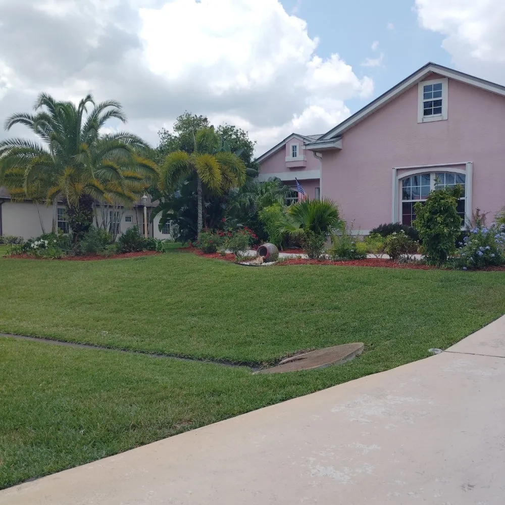 Top-rated landscape design in Port St. Lucie, FL - Seasons Matter