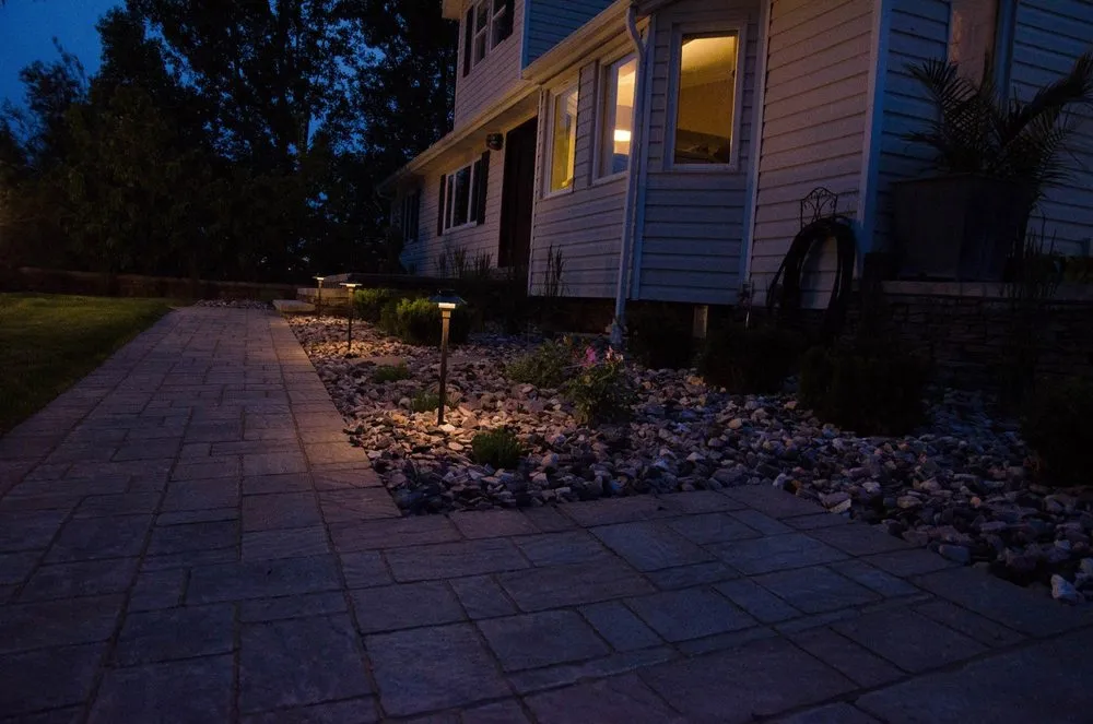 Professional lawn care service in Idaho Falls, ID - Seasons West