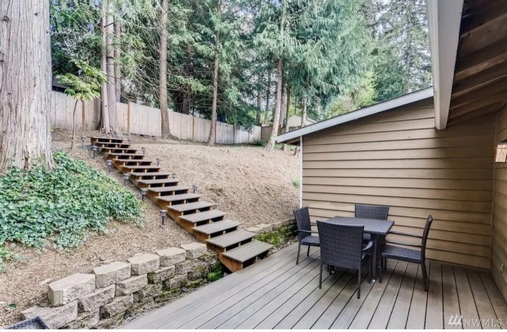 Custom lawn mowing service experts serving Kirkland, WA - Seattle Pro Turf