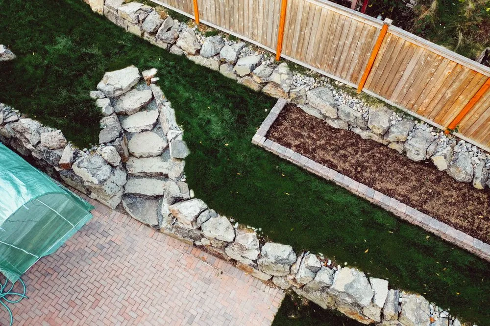 Professional garden landscaping for homes in Mercer Island, WA by Seattle Rockeries