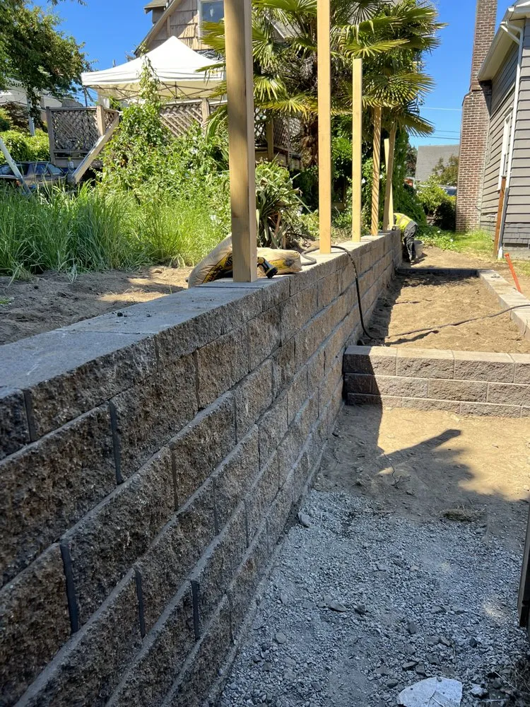 Custom lawn care service experts serving Mercer Island, WA - Seattle Rockeries