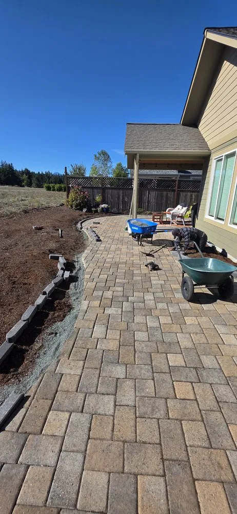 Expert yard maintenance experts serving Poulsbo, WA - Sebastian's Landscaping