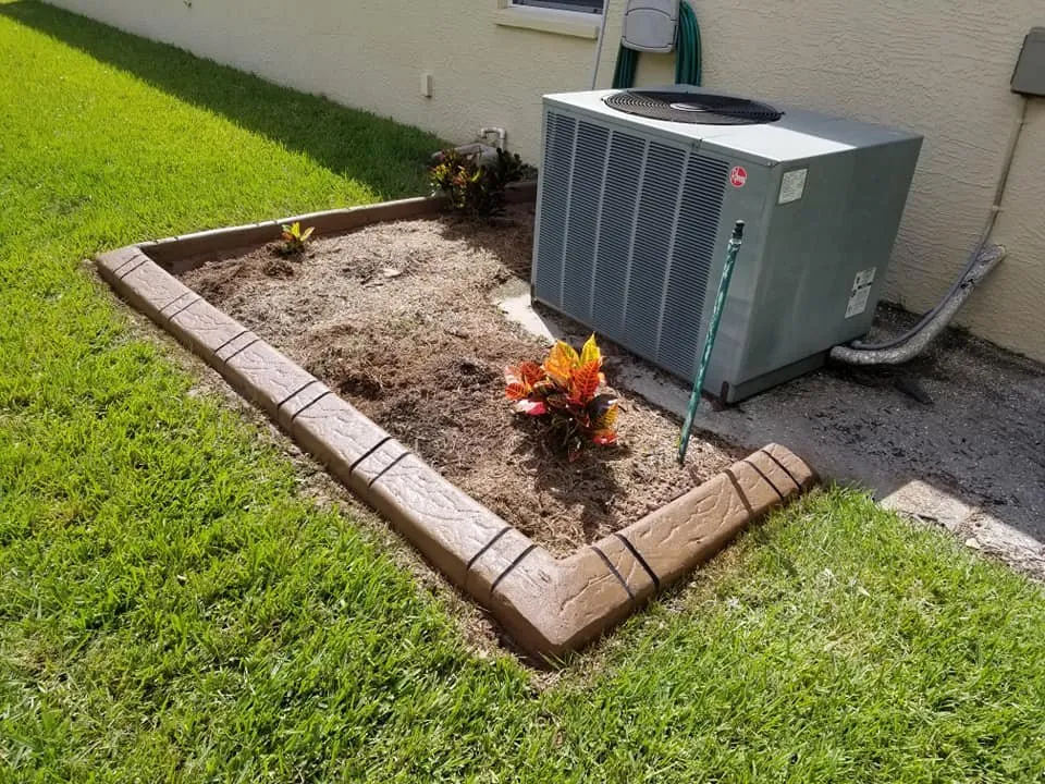 Expert landscape installation experts serving Wimauma, FL - Second 2 None Artisan Landscape Curbing