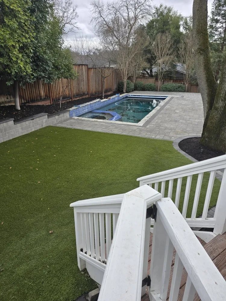 Professional garden landscaping in Antioch, CA by Second Generation Landscaping