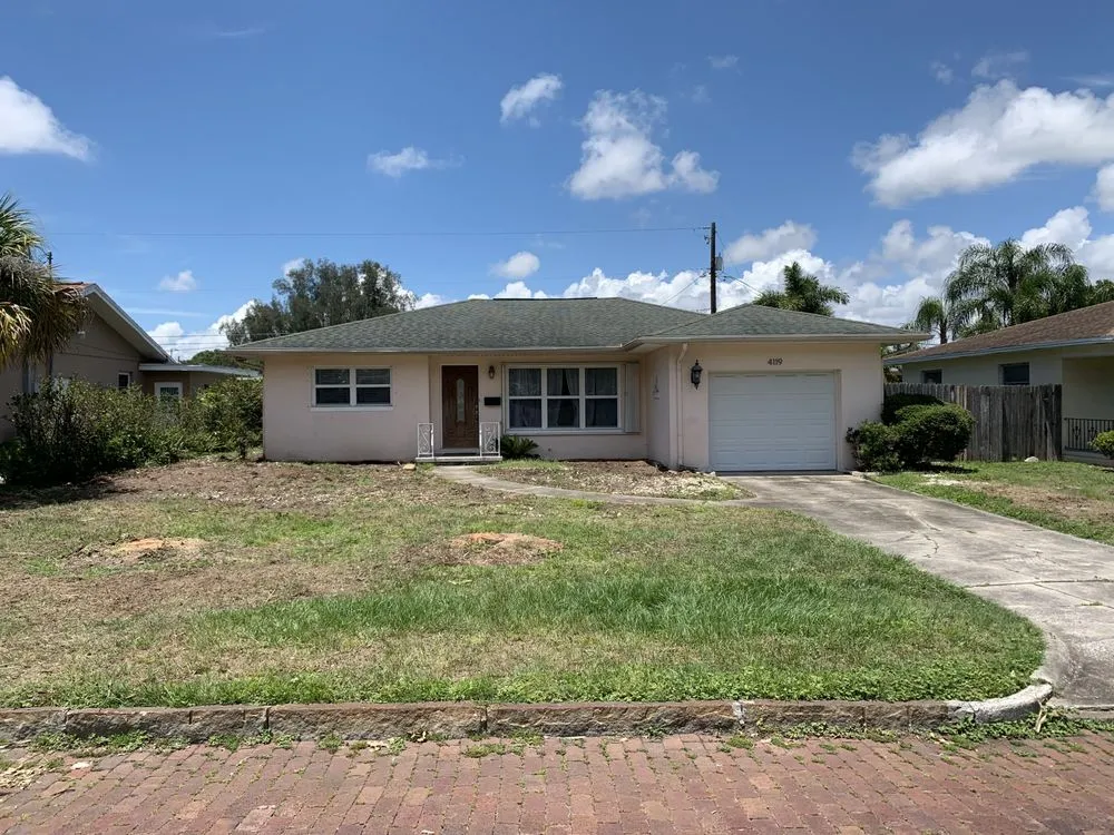 Affordable yard cleanup service in Saint Petersburg, FL - Second Nature Landscaping