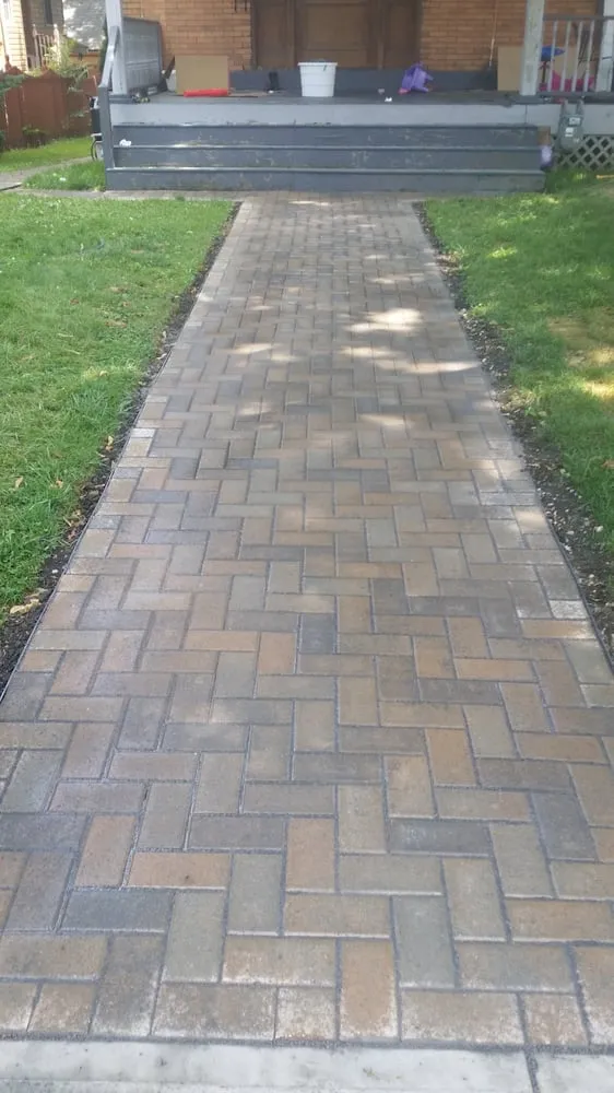 Affordable yard maintenance in Pittsburgh, PA by Sedgwick Land and Limb