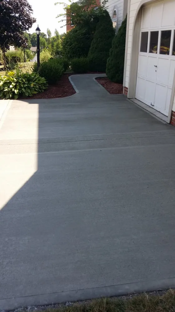 Trusted yard cleanup service in Pittsburgh, PA - Sedgwick Land and Limb