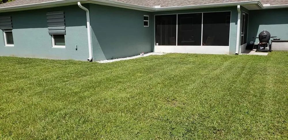 Reliable garden landscaping experts serving Palm Bay, FL - See Weeds Mowing and Landscaping