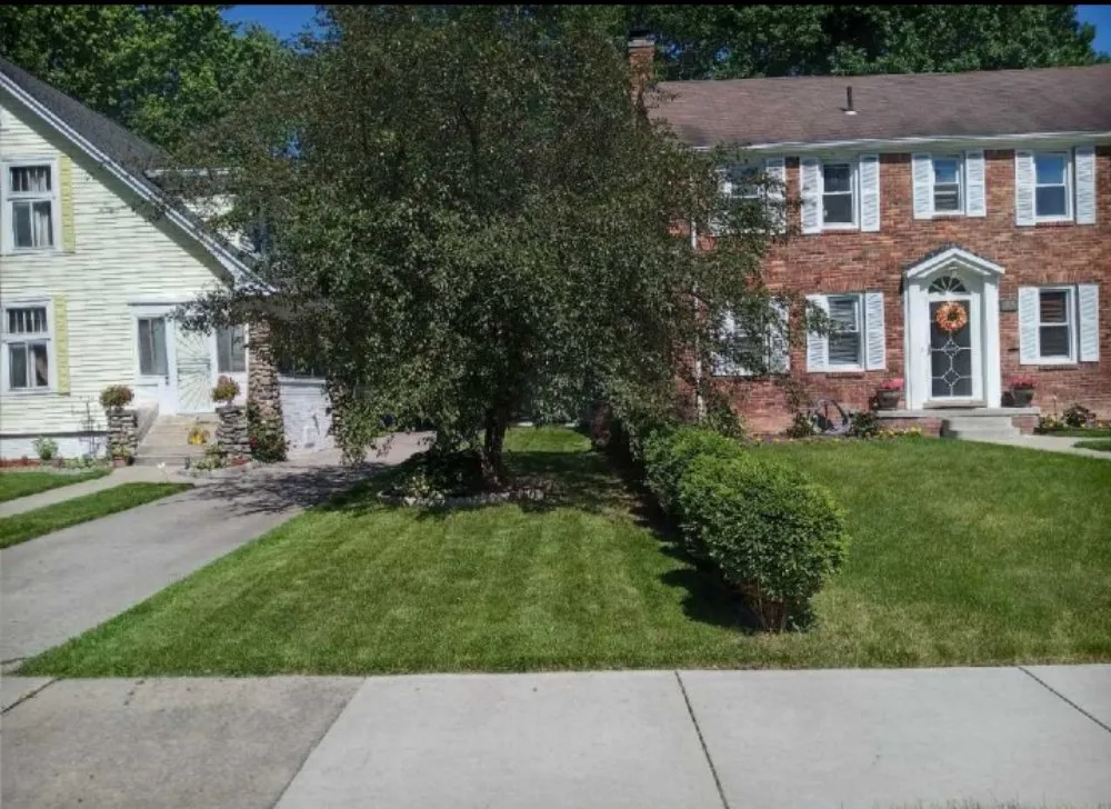 Top-rated landscaping services in Orion charter Township, MI by Seed & Harvest Landscaping