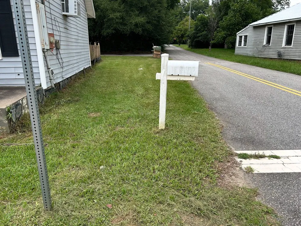 Top-rated outdoor landscaping in Warner Robins, GA by Seeking Landscaping