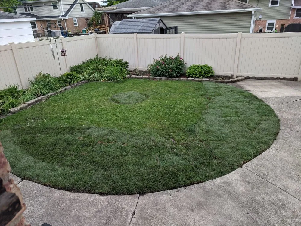 Custom yard cleanup service experts serving Chicago, IL - Segura Landscaping