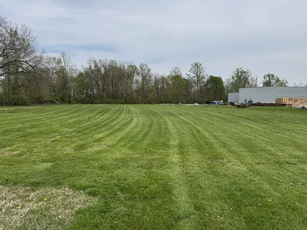 Affordable garden landscaping in Evansville, IN by Seits Mowing and Pressure Washing