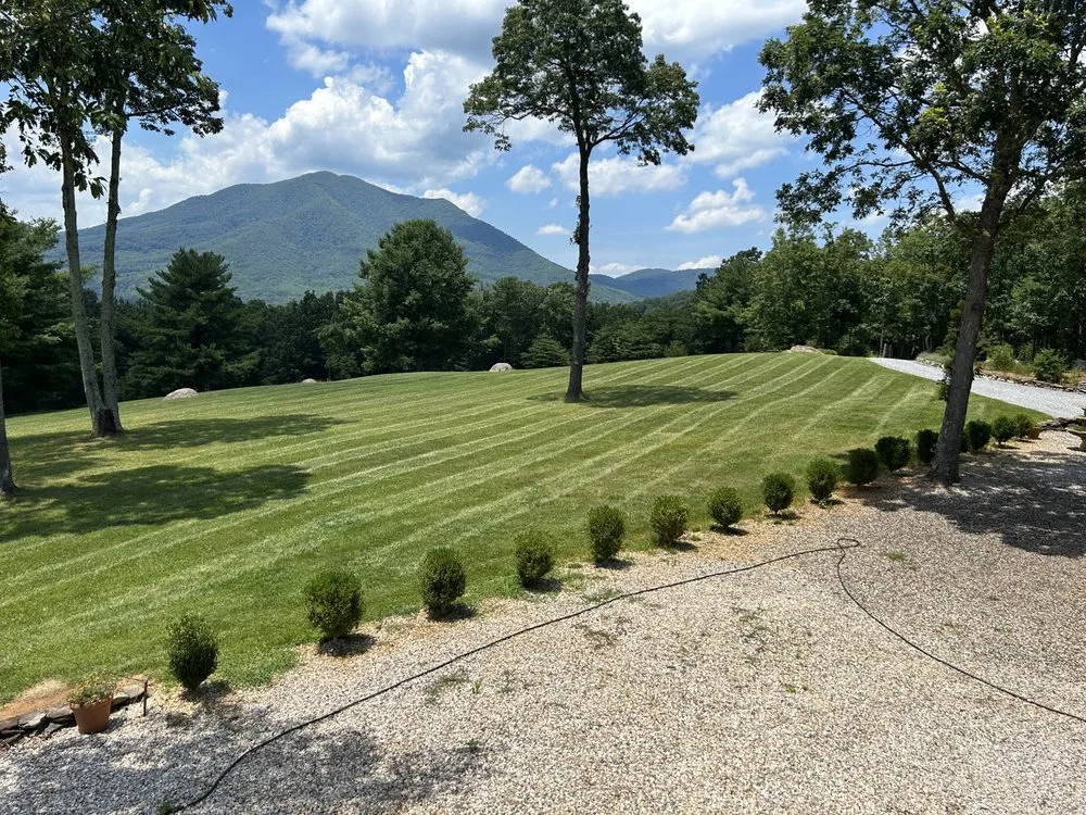 Reliable outdoor landscaping near you in Charlotte, NC by Selander Landscape