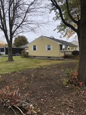 Selarom Landscaping Logo