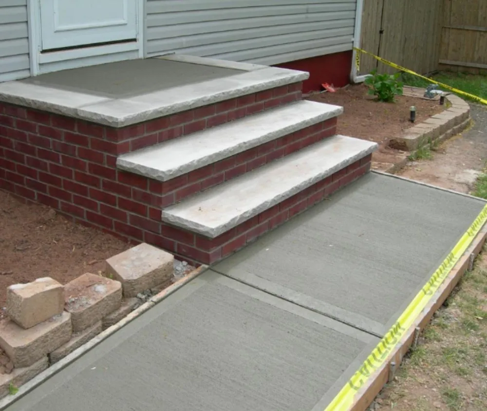 Expert lawn care service experts serving Quincy, MA - Select Home Improvements