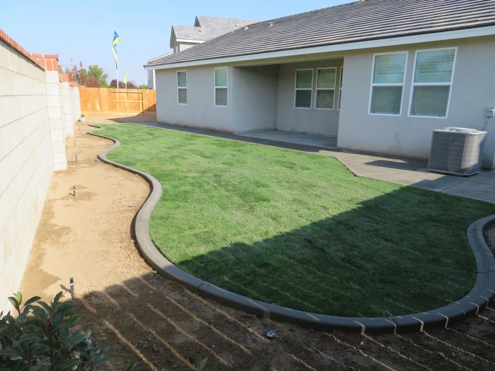 Top-rated lawn mowing service in Bakersfield, CA by Select Landscape