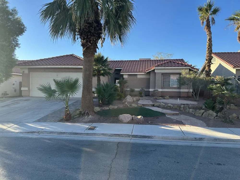 Local yard maintenance experts serving Las Vegas, NV - Select Landscape Services