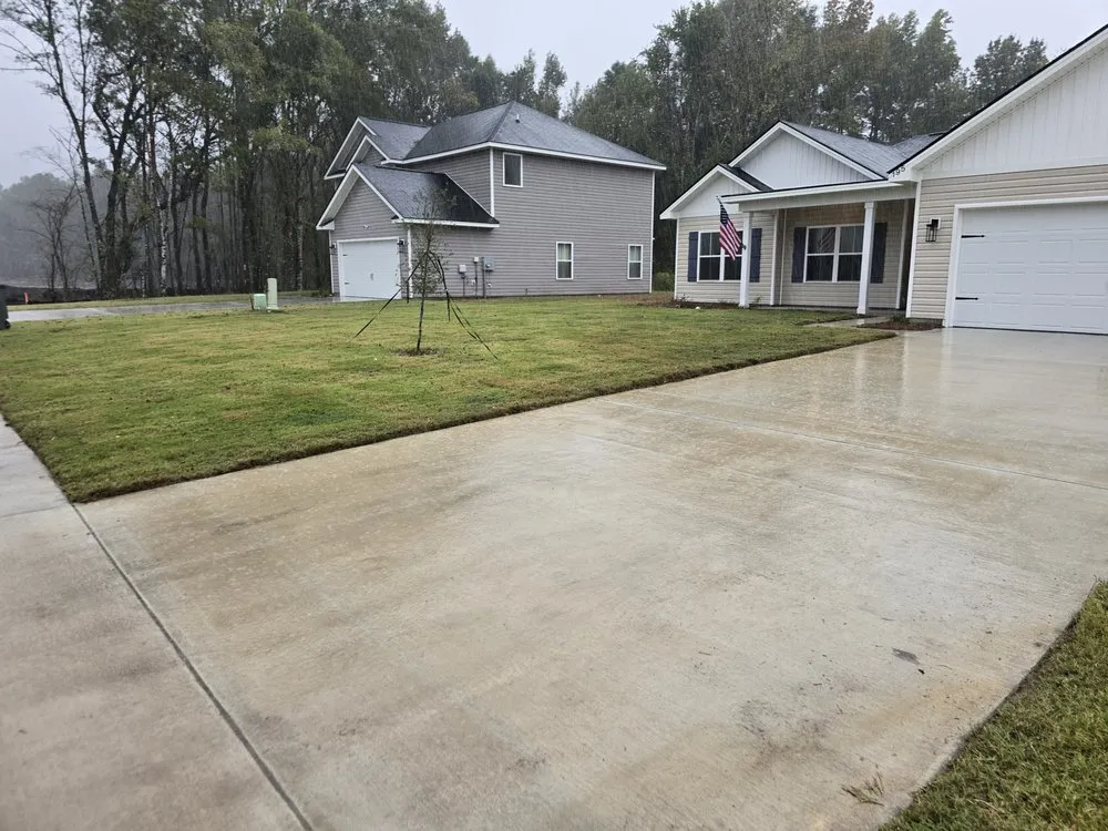 Reliable lawn care service for beautiful yards in Hinesville, GA by SeLecT Landscaping and Design