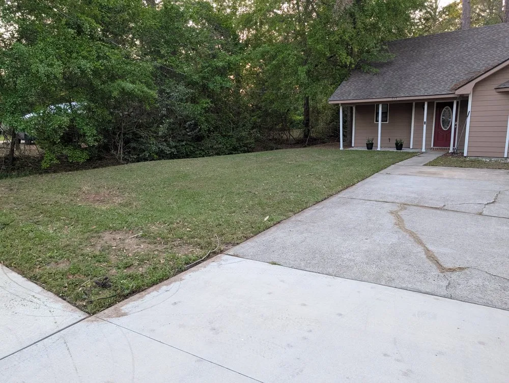 Affordable landscape installation in Hinesville, GA by SeLecT Landscaping and Design