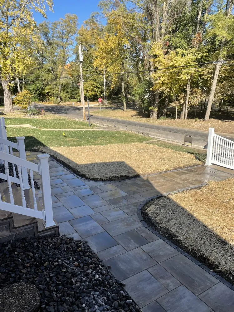Affordable landscape installation near you across Washington, IL - Select Lawn & Landscape