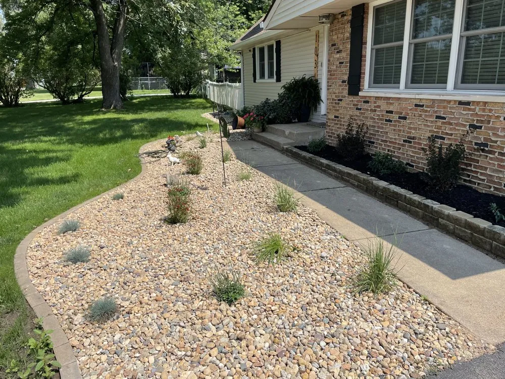 Affordable lawn care service in Washington, IL - Select Lawn & Landscape