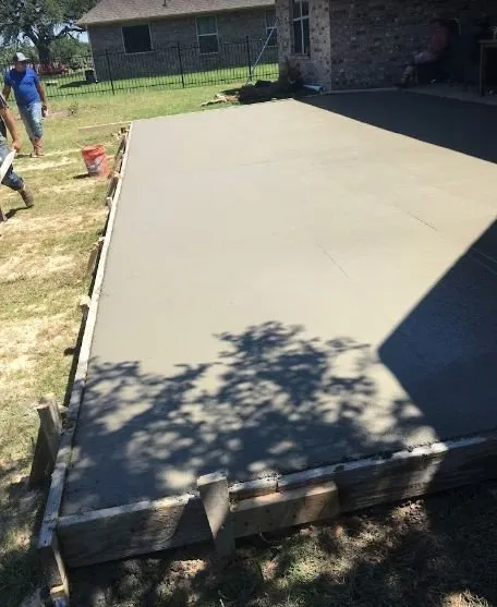 Professional garden landscaping in Weatherford, TX - Select One Landscape & Irrigation