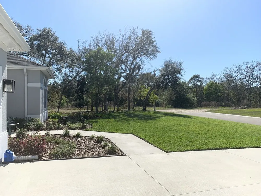 Top-rated lawn mowing service experts serving Spring Hill, FL - Select Property Maintenance