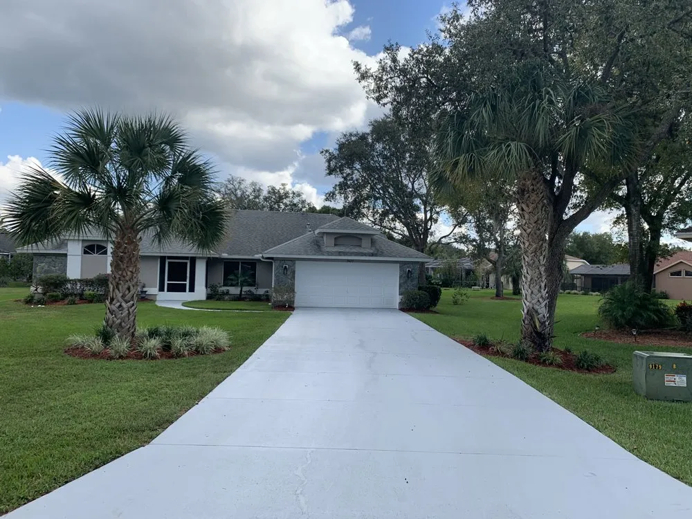 Reliable yard maintenance for beautiful yards in Spring Hill, FL by Select Property Maintenance