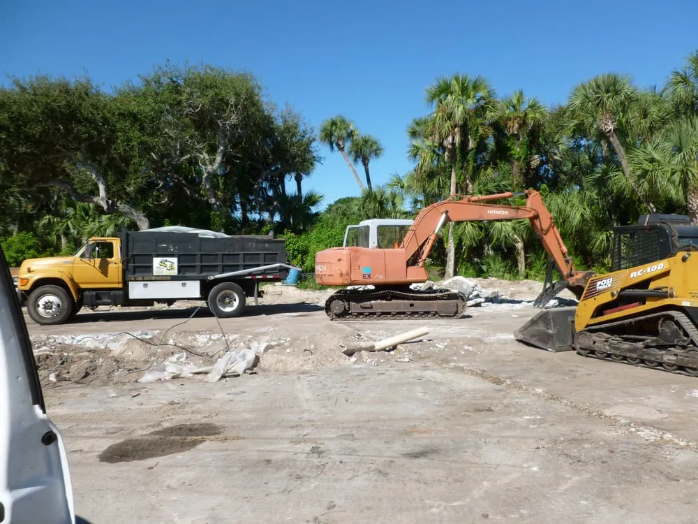 Expert lawn care service experts serving Stuart, FL - Selective Land Clearing