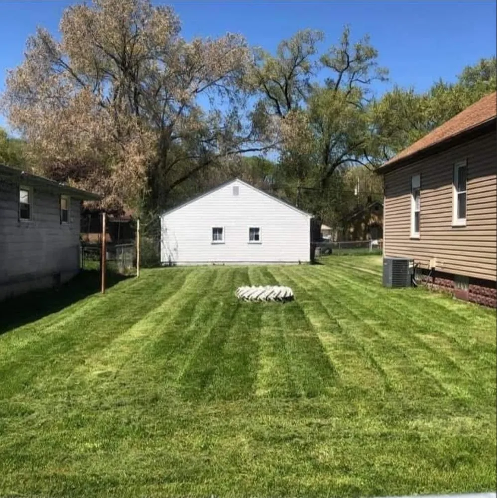 Expert landscaping services in Peoria, IL by Self Made Lawn Care