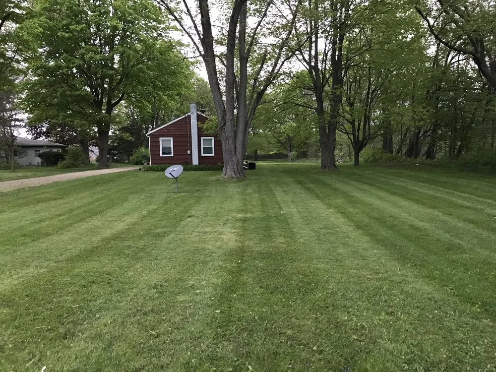Affordable lawn mowing service experts serving Kalamazoo, MI - Self-Made Lawncare