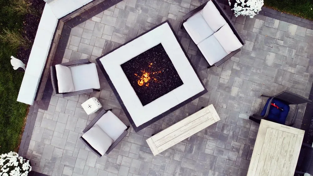 Professional lawn mowing service near you in Addison, IL by Selvin's Landscaping