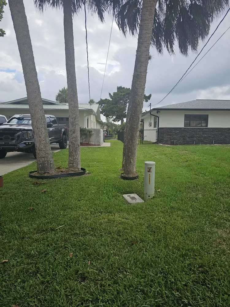 Trusted lawn care service in Lecanto, FL - Semper Cuts Lawn Care Yard Recovery