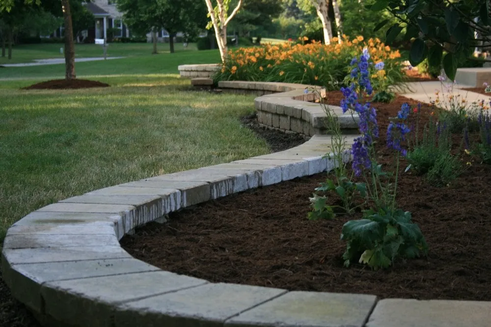 Affordable yard maintenance experts serving Yorkville, IL - Semper Fi Land Service
