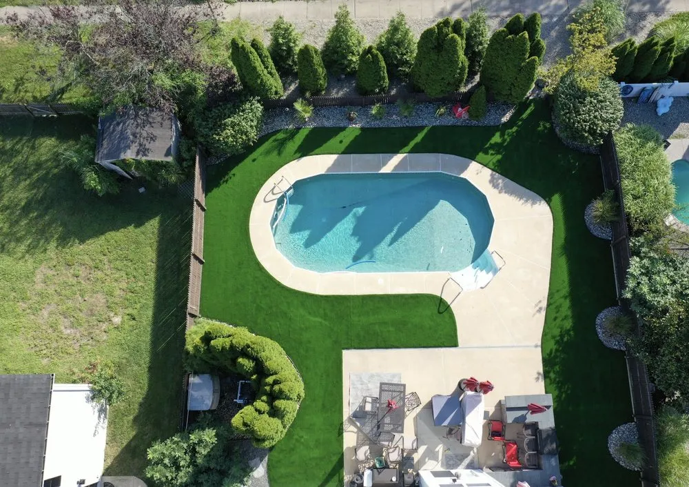 Custom lawn care service in Freehold, NJ by Semper Green Lawnscape