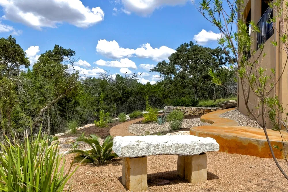 Affordable lawn care service experts serving Round Rock, TX - Sendero Land Services