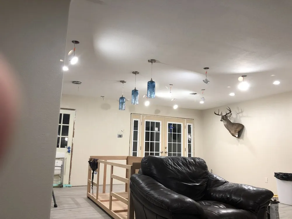 Professional lawn care service for residential properties across Corpus Christi, TX - Sendero Landscape and Estate Management