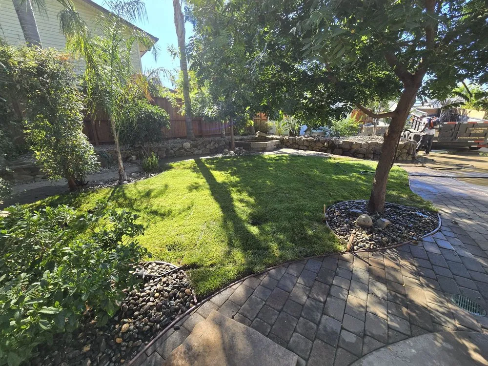 Local landscaping services experts serving Elk Grove, CA - Sen's landscaping