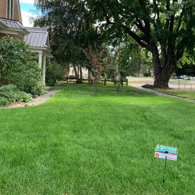 Reliable lawn mowing service for homes across Mukilteo, WA - Senske Services