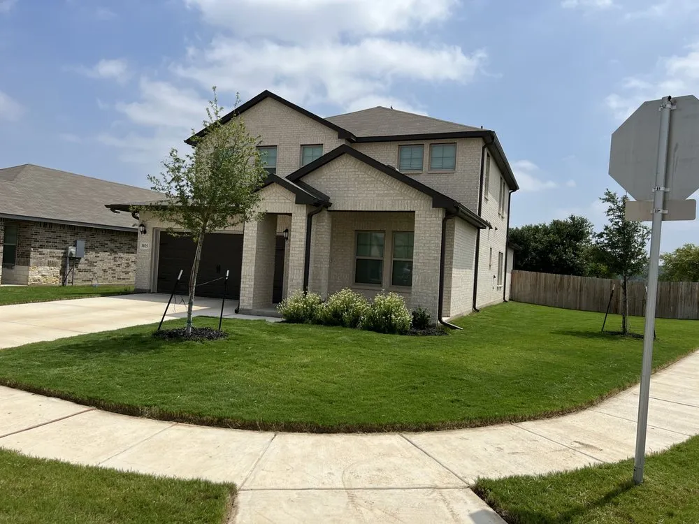 Affordable garden landscaping in San Antonio, TX by Sentinel Lawn & Landscape