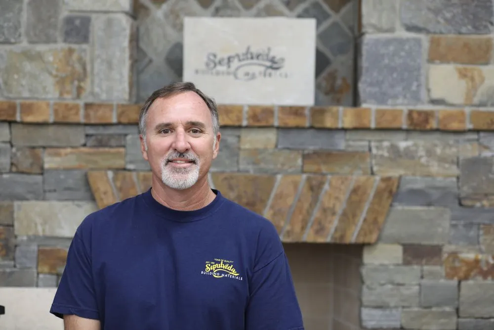 Local yard maintenance in Laguna Niguel, CA by Sepulveda Building Materials