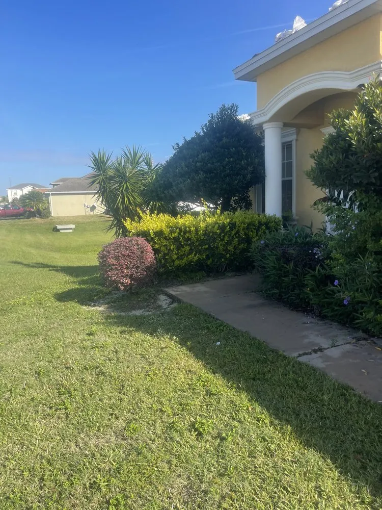 Top-rated landscaping services in Lake Wales, FL - Sequoia Ground Maintenance