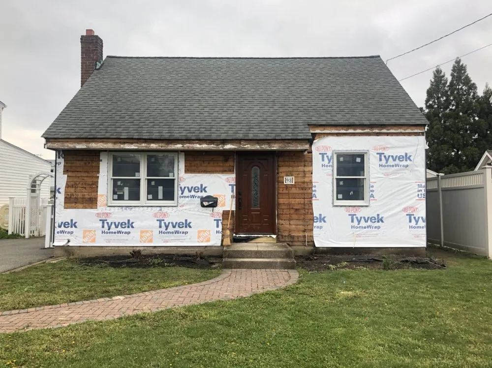 Reliable yard maintenance for homes in Wantagh, NY by Sequoia Outdoor Living