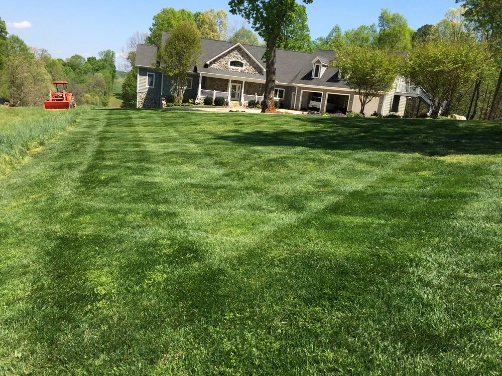 Custom yard maintenance in Lynchburg, VA - Serene Landscapes