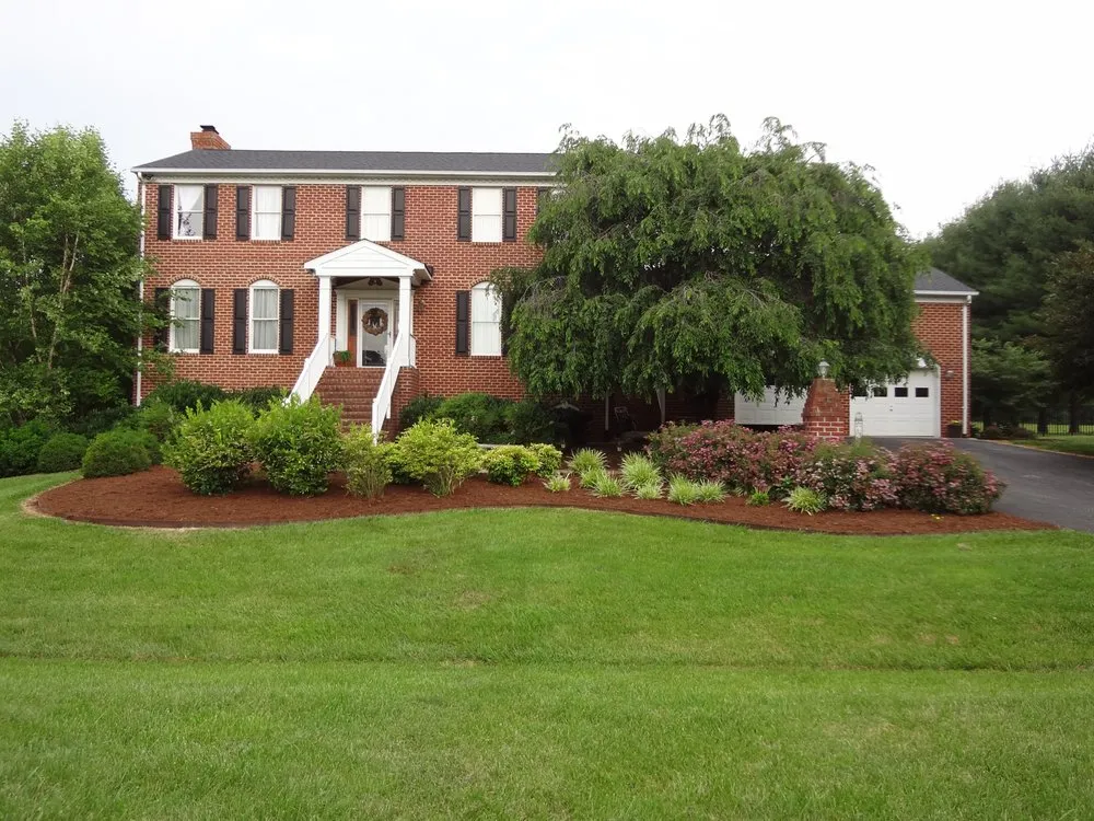 Reliable garden landscaping for homes in Lynchburg, VA by Serene Landscapes