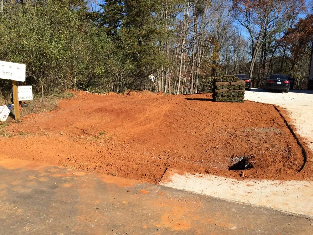 Custom lawn care service experts serving Lynchburg, VA - Serene Landscapes