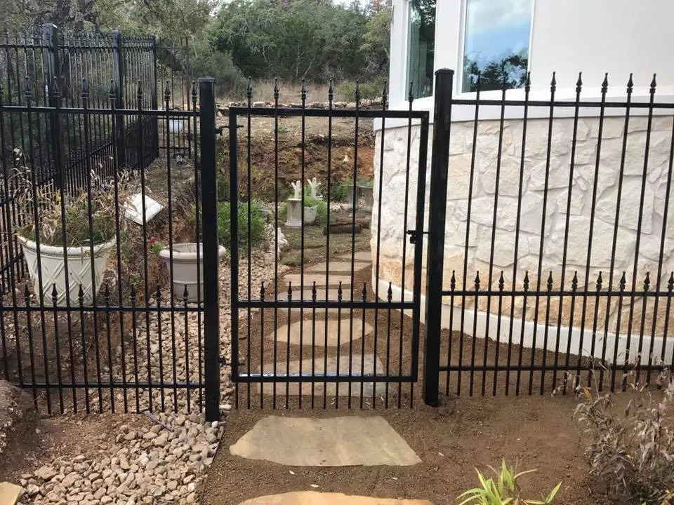 Professional residential landscaping experts serving San Antonio, TX - Serene Oaks Landscaping